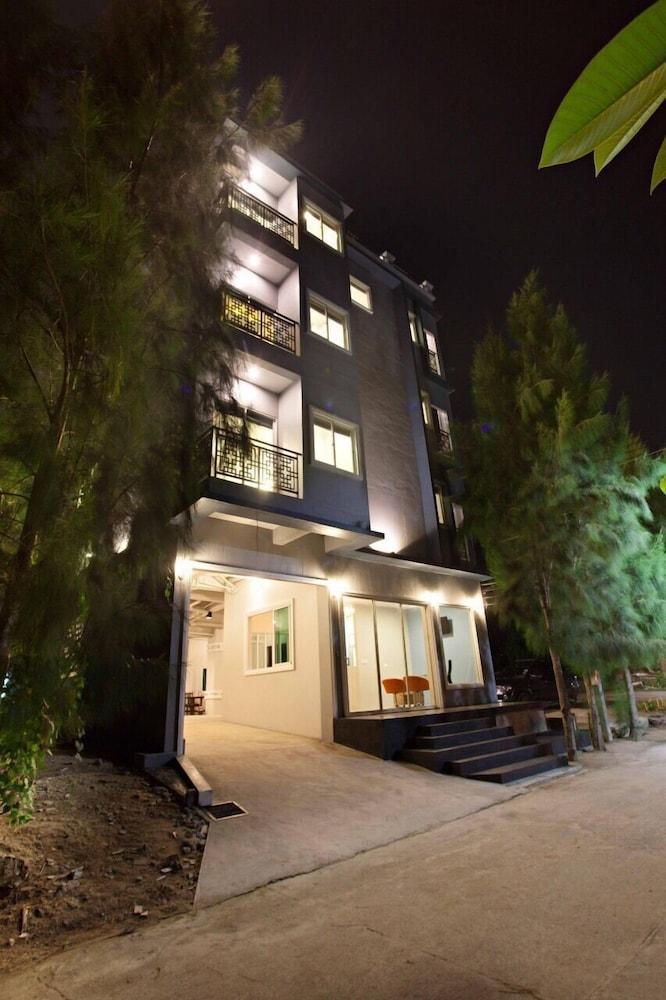 Nature Pine Residence Rawai Exterior photo